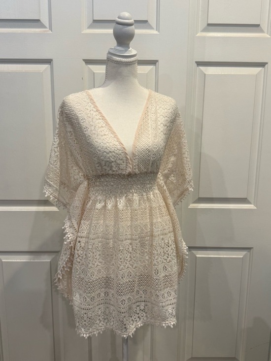 Source Unknown Dresses & Skirts - Cream Lace Boho Mini Dress / Swim Cover Open Back Festival Resort